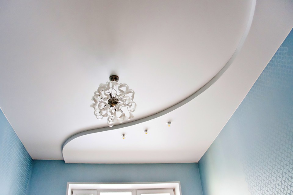 Заказать двухуровневый потолок в г. Апастово